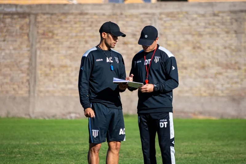 Reading the Pitch Like a Zone Defense: Flamurtari's Tactics for the American Sports Brain